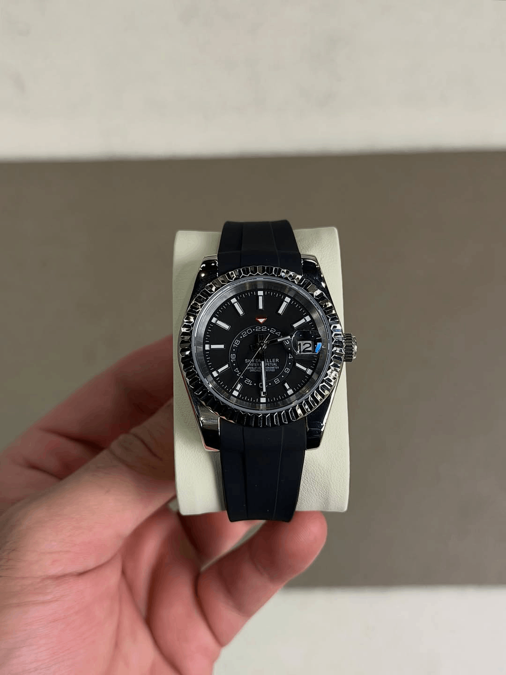 Luxury Dark Shadow Dial